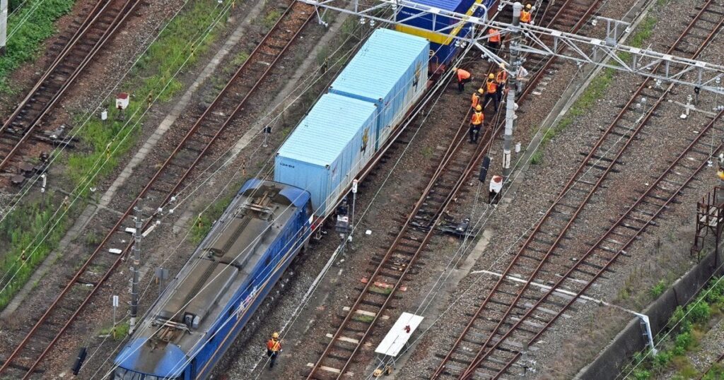 JR新山口駅で貨物列車が脱線 山陽線・山口線で一部運転見合わせ