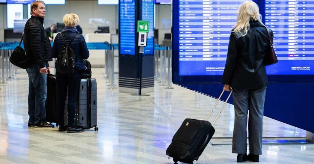 ヘルシンキ空港でのエロカピナ抗議活動はほとんど混乱を招かなかった | Yle News
