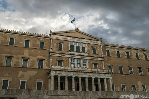 ギリシャが一部企業に週6日勤務制を導入 最大野党は「恥ずべきこと」と非難 (2024年7月10日掲載) - livedoor