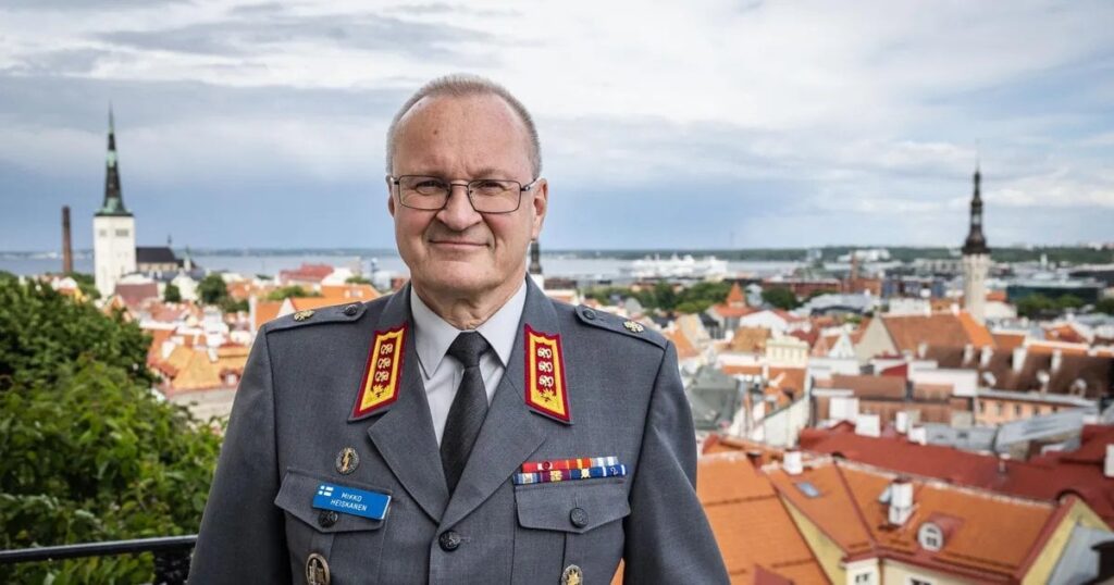 フィンランド軍将校はNATOで目立つ
