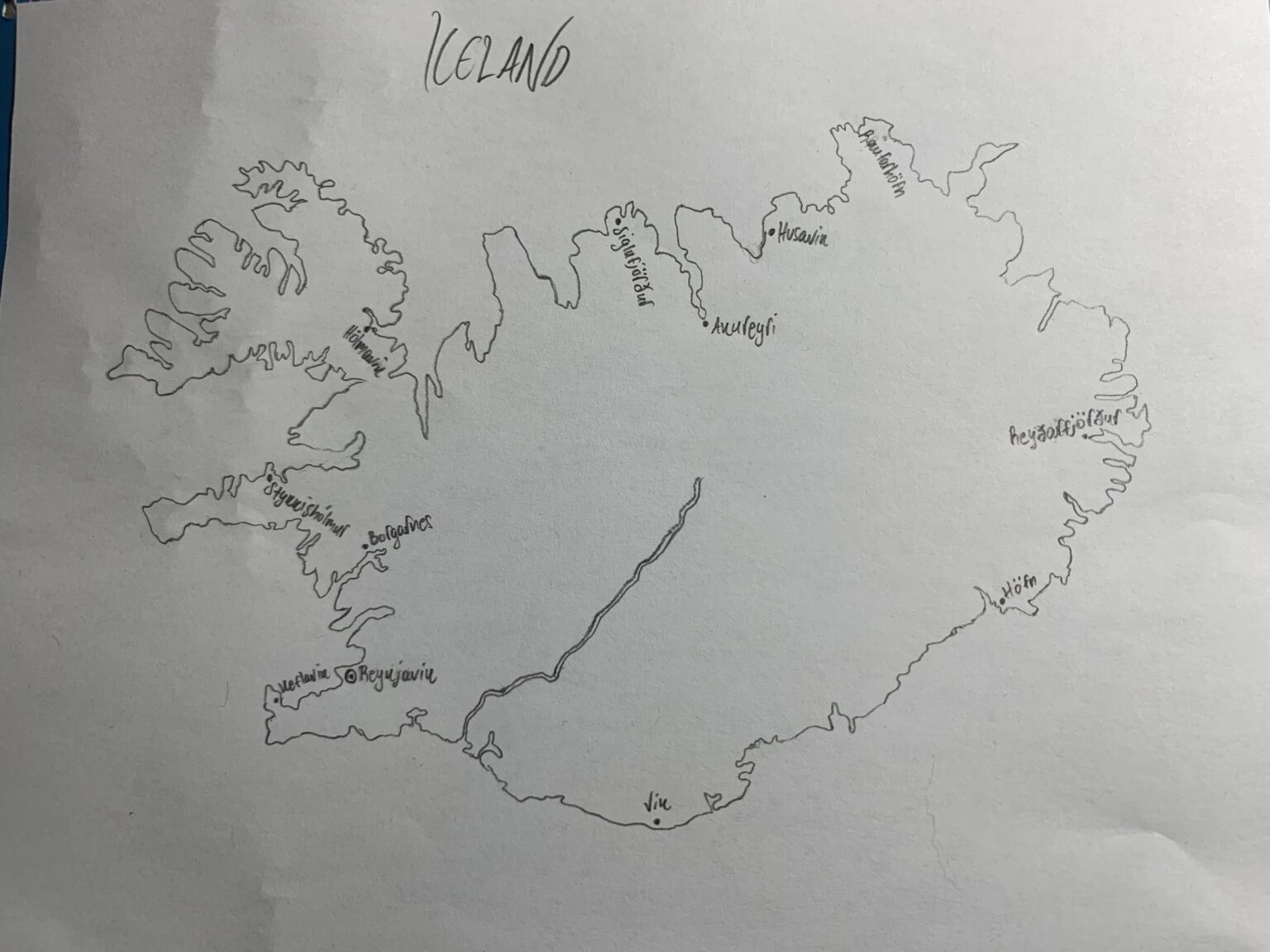 アイスランドを描きました