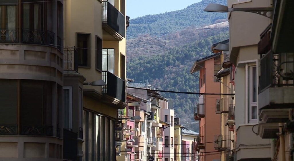 ラ・セウでは2年間で100軒の住宅が建設される