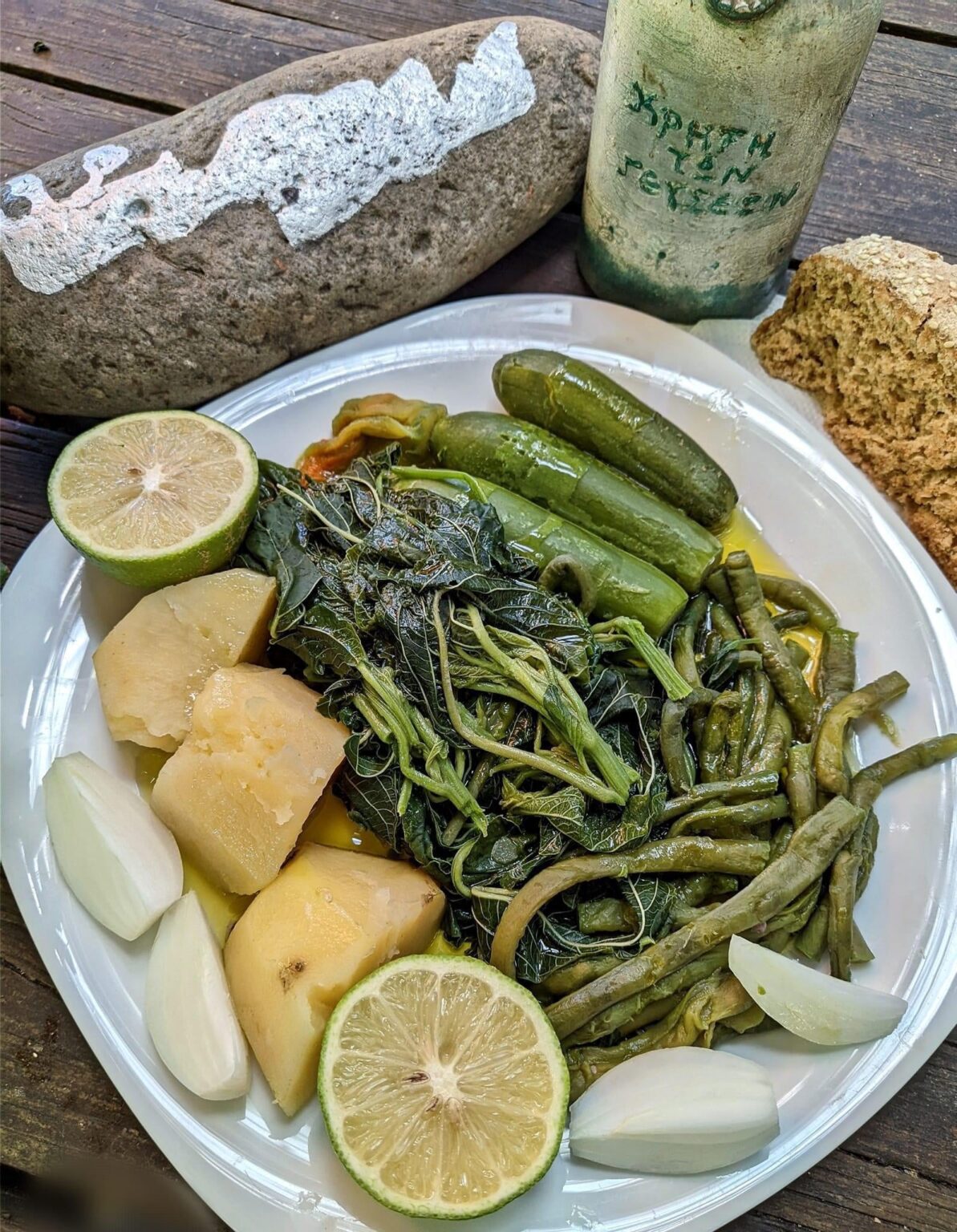 この料理の名前は何ですか？また、作り方のビデオを教えてもらえますか？