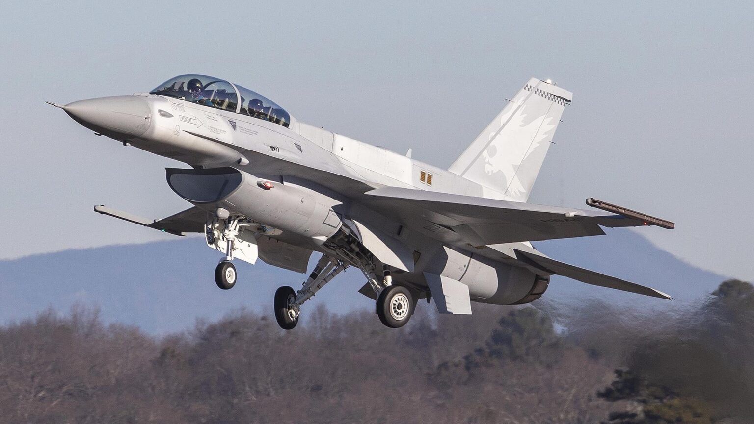 スロバキアのF-16に関する詳細情報 スロバキアのF-16に関する詳細情報