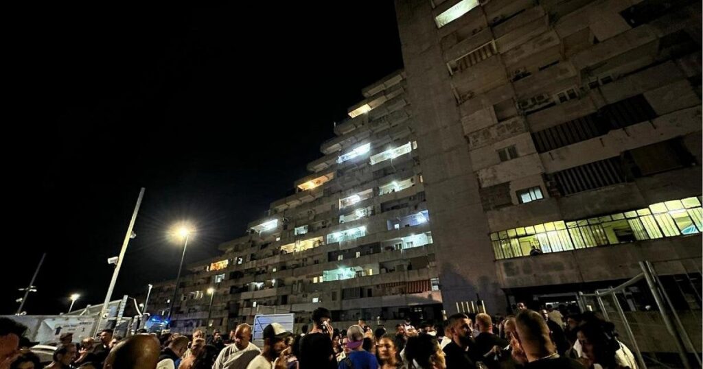 スカンピア、ヴェラ・セレステのバルコニー崩壊：2人死亡、13人負傷、7人が子供