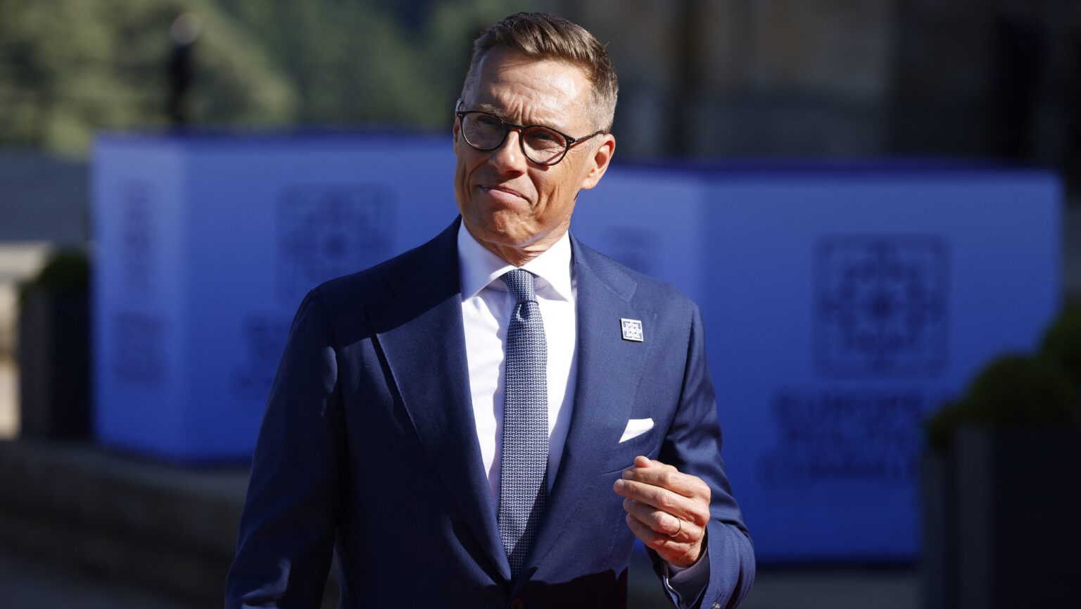 フィンランド大統領、ウクライナに無条件和平交渉を要請