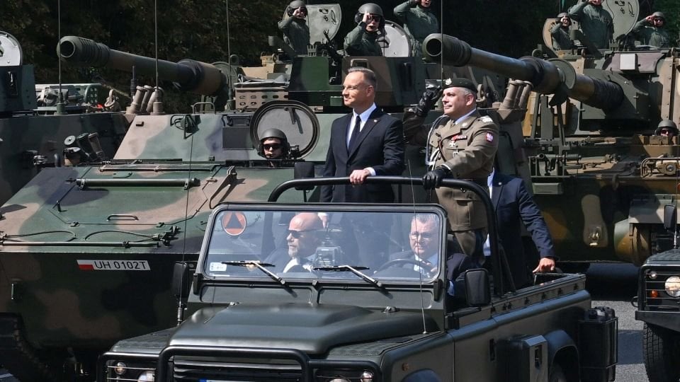 ワルシャワでポーランド軍事パレード、2,100人以上のポーランドおよび連合国の代表が出席