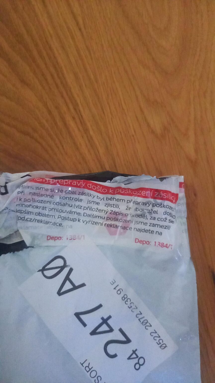 DPDが輸送した荷物は梱包されて到着したが、中身が開梱され盗まれていた