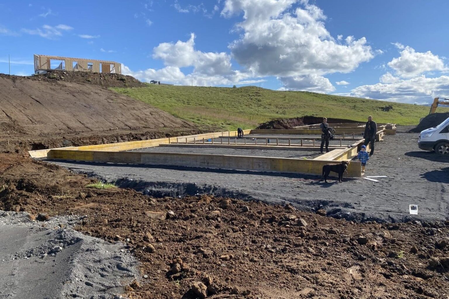 フリズハイマールがレイクホルトに従業員用の住宅を建設