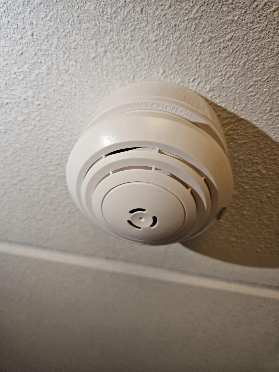 このクソ野郎をどうやって開けるんだ？ルモアパート