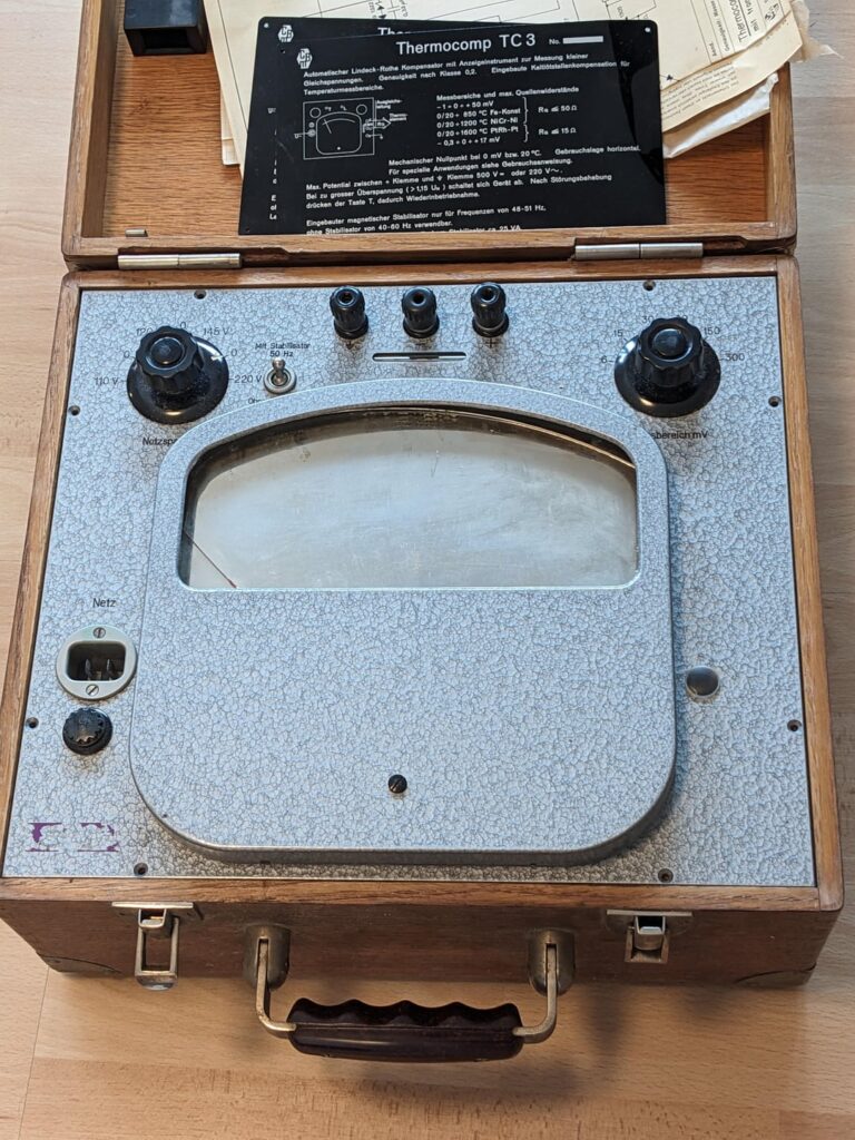 この測定ツールは何に使われたのか知っている人はいますか? (Automatischer Lindeck Rothe Kompensator)