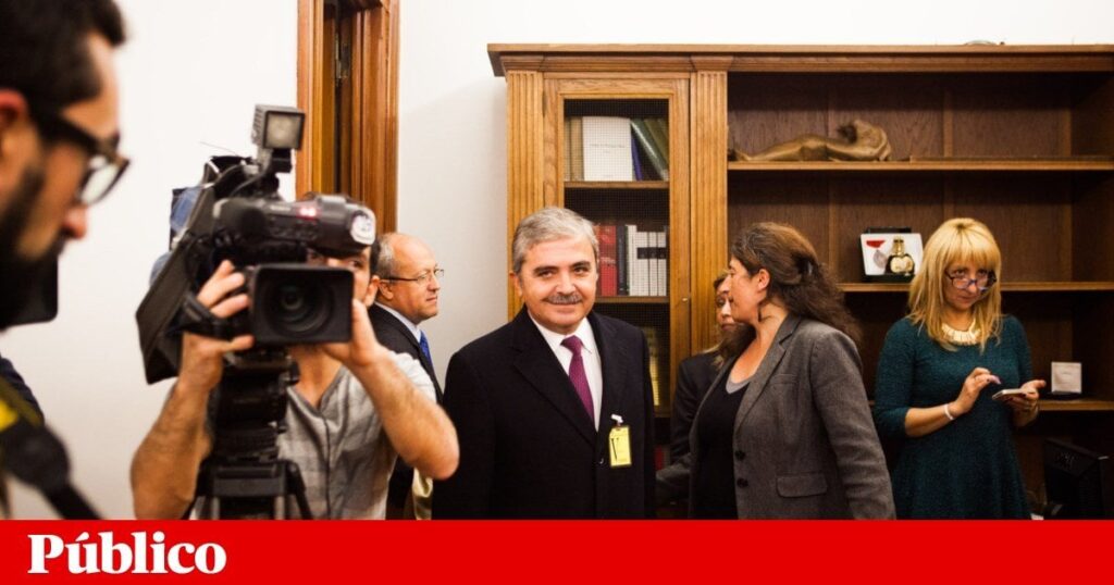 サルガドの元右腕の子供たちが裁判所によって凍結された890万人の解放を目指す