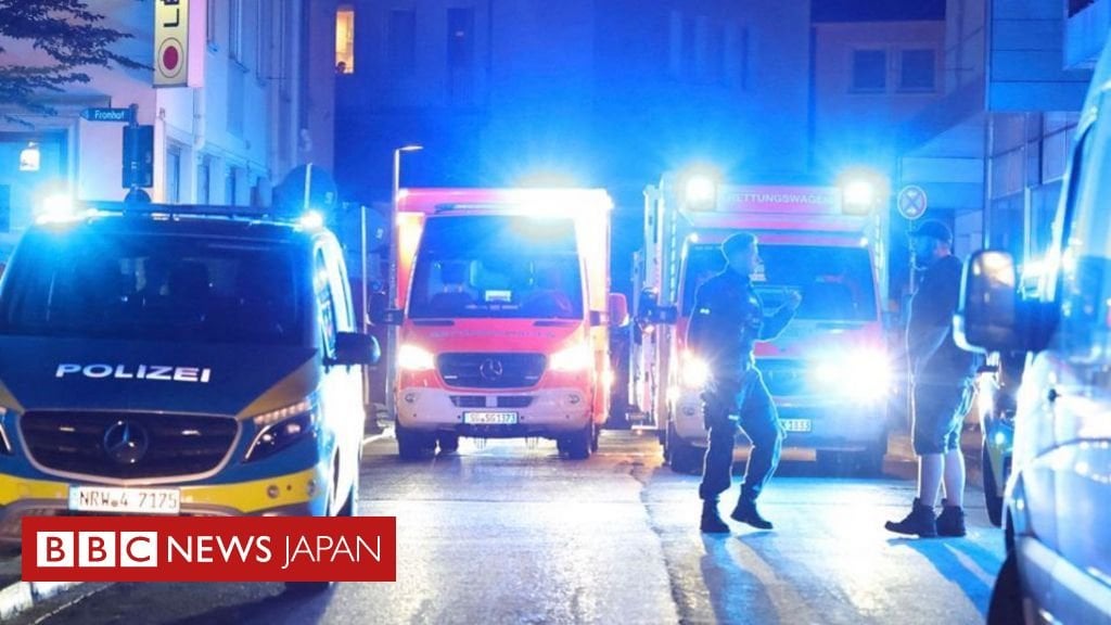 ドイツ西部のフェスティバルで刃物襲撃、3人死亡
