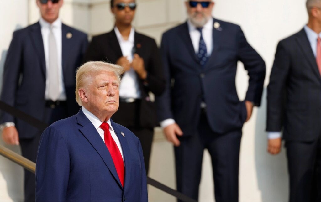 トランプ陣営は今や純粋な軽蔑に基づいて動いている