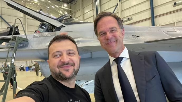 公式発表：最初のF-16がウクライナに到着