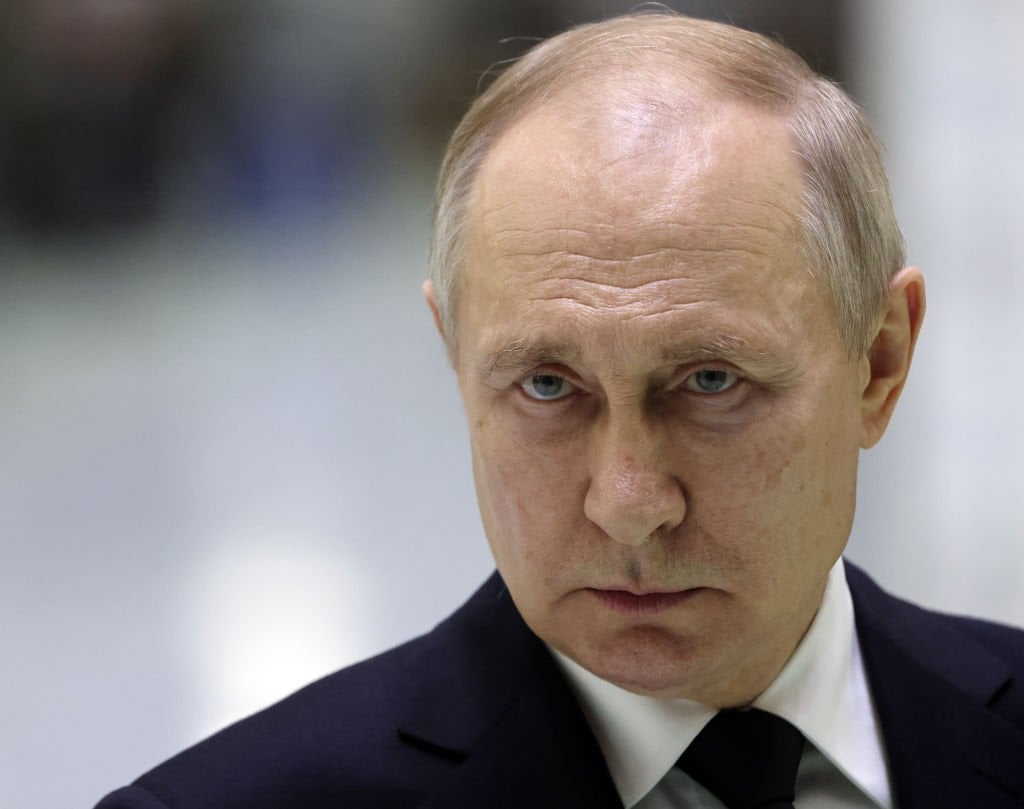プーチン大統領、ウクライナからの「甚大な」打撃を受けてクルスクでジレンマに直面、元大統領が語る[US] 大使 [to Russia]