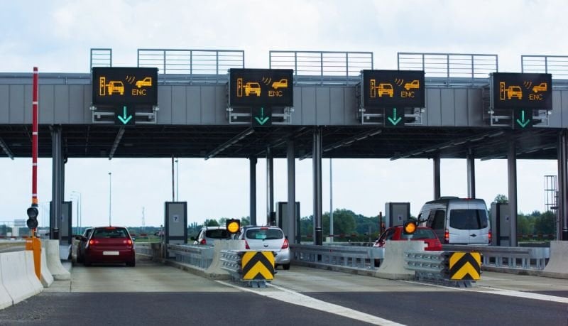 GERB の選挙前の最初の公約: 高速道路の有料化
