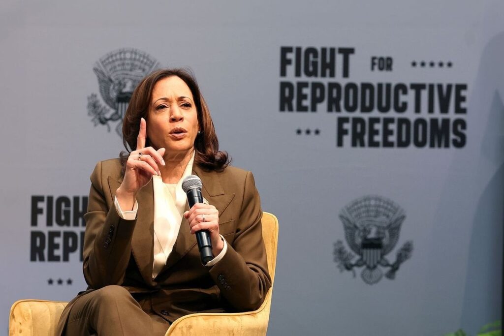 「簡単に言えば、彼らは正気を失っている」：カマラ・ハリスは共和党が女性蔑視を隠すことを許さない