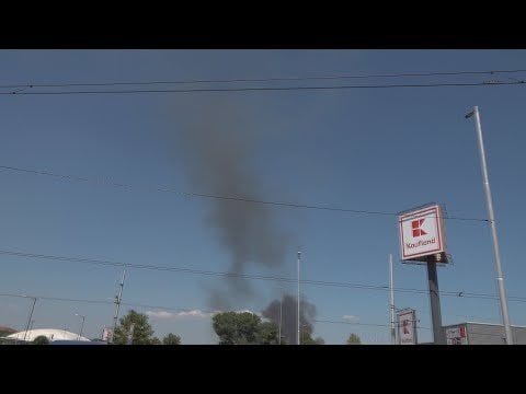 ソフィアの空港近くで火災。何が燃えているか知っている人はいますか？