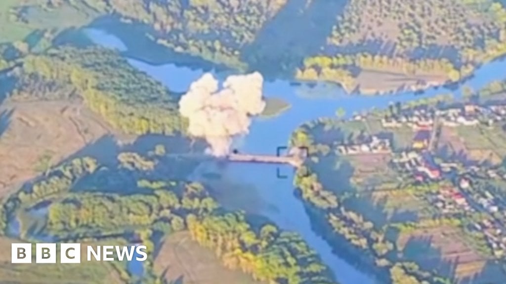 ウクライナ、ロシアの2番目の橋を破壊したと発表