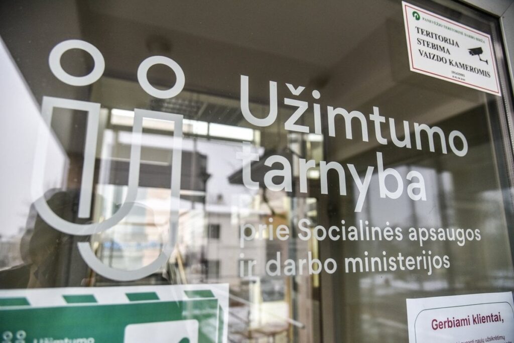 雇用サービス: 中央アジアからの労働者の増加