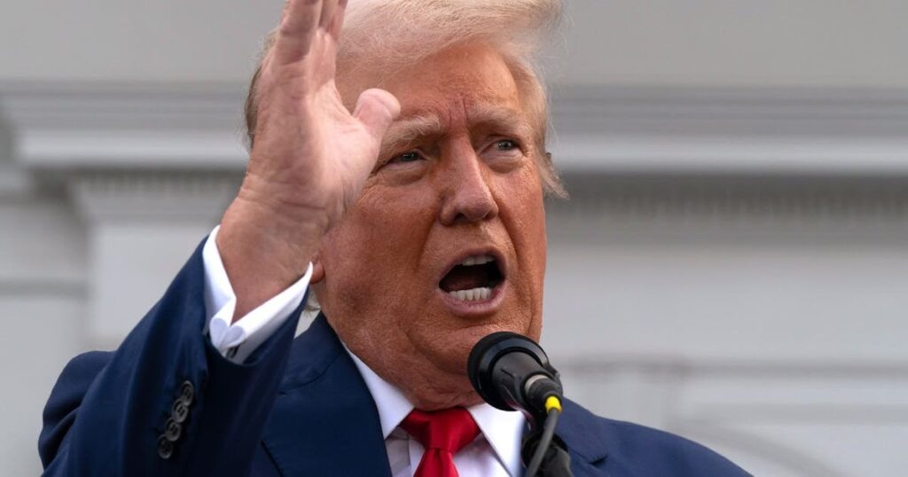 トランプ氏は、ハリス氏が2回の討論会に自分を閉じ込めたことに激怒している - ドナルド・トランプ氏は激怒しており、カマラ・ハリス氏との討論会を尻込みしそうだ。