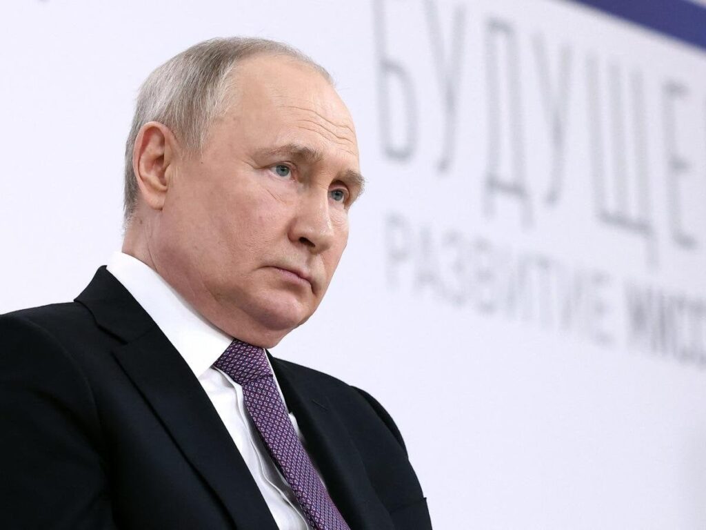 ホワイトハウスはプーチン大統領にクルスク侵攻を阻止する方法を提案した。「ウクライナからさっさと出て行け」