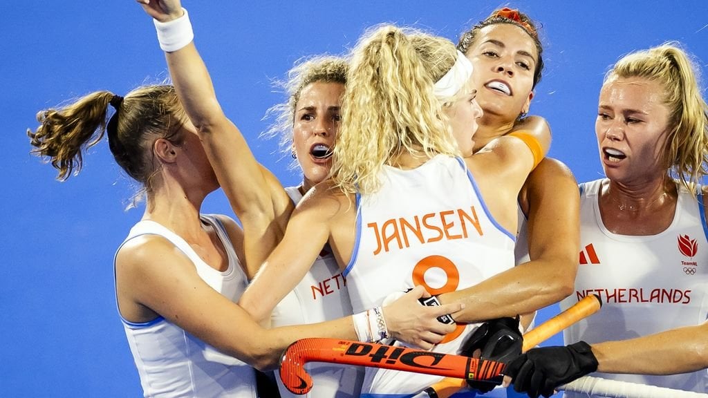 ホッケー選手がシュートアウトの末に中国と決着し、オリンピック金メダルを獲得