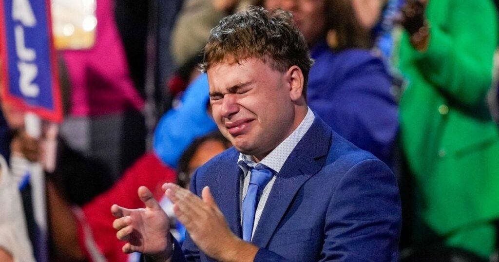 ガス・ウォルツのこの写真は教訓となる瞬間だった。共和党はそれを見逃した