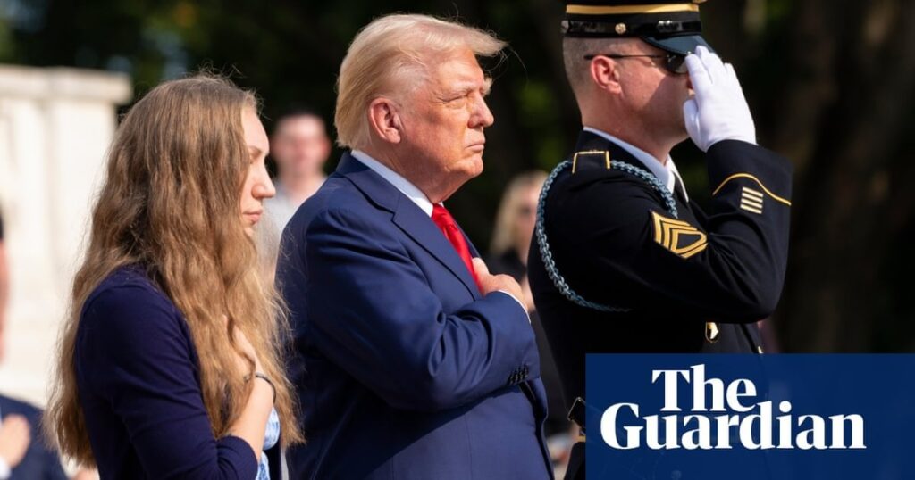 民主党、トランプ氏のアーリントン国立墓地での口論に関する報告書の提出を求める