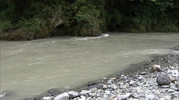 東京・奥多摩の氷川渓谷で川遊び中の男性が溺れ死亡 ベトナム人の30代男性か 死亡事故は今月2件目