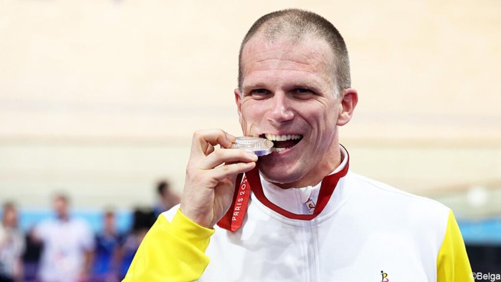 銀のエウード・ヴロマント選手、ベルギー初のパラリンピックメダルを寄付：「自分が望んでいたレースを」