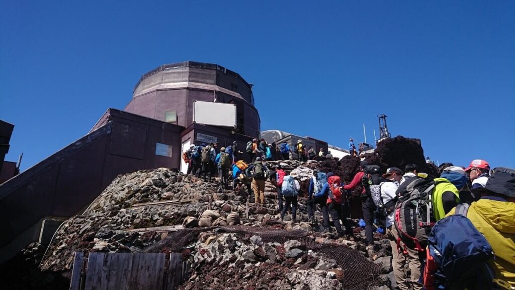 静岡県も通行料検討 富士山、来夏導入か