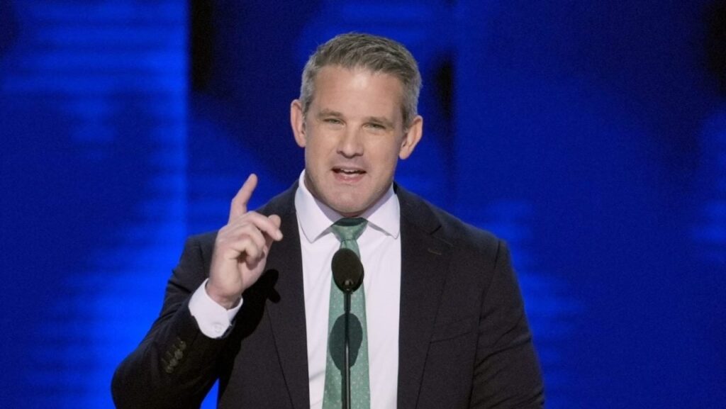 キンジンガー氏、トランプ氏を激しく非難「共和党の魂を窒息させた」