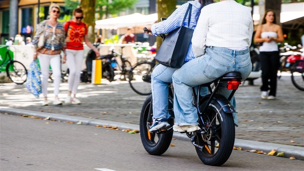 下院多数派がファットバイクの最低年齢を要求