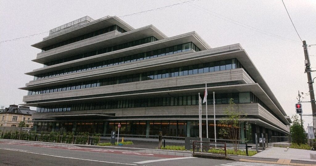 性的暴行容疑で京都橘高サッカー部員2人逮捕 プロ輩出の強豪校 | 毎日新聞