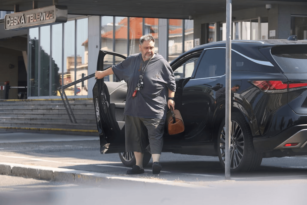 ČT がとてもくつろげて、IZS 行きの乗り場に車を停めることができたときのあの感覚。