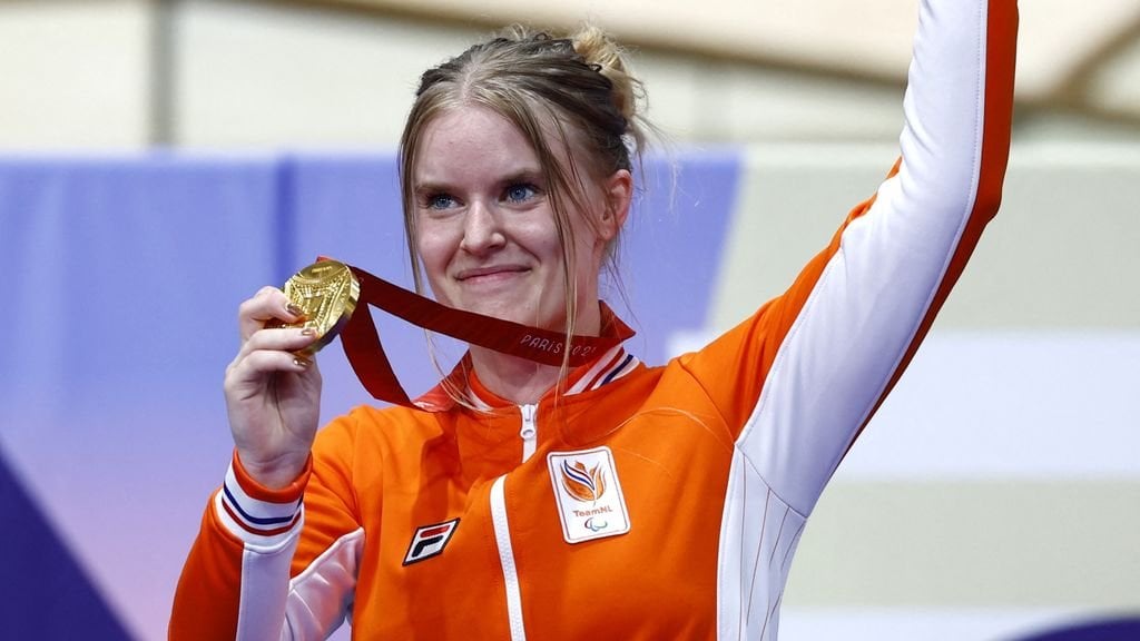 オランダ初のパラリンピック金メダル：トラック自転車選手のグルートがタイムトライアルで優勝