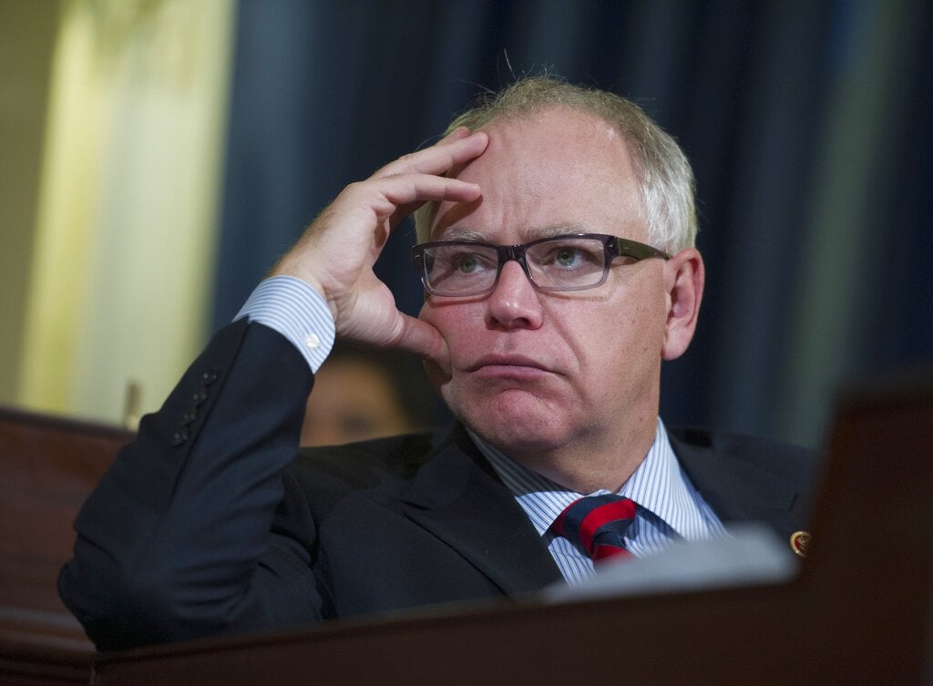 カマラ・ハリスが副大統領に選んだのはミネソタ州知事のティム・ウォルツだ