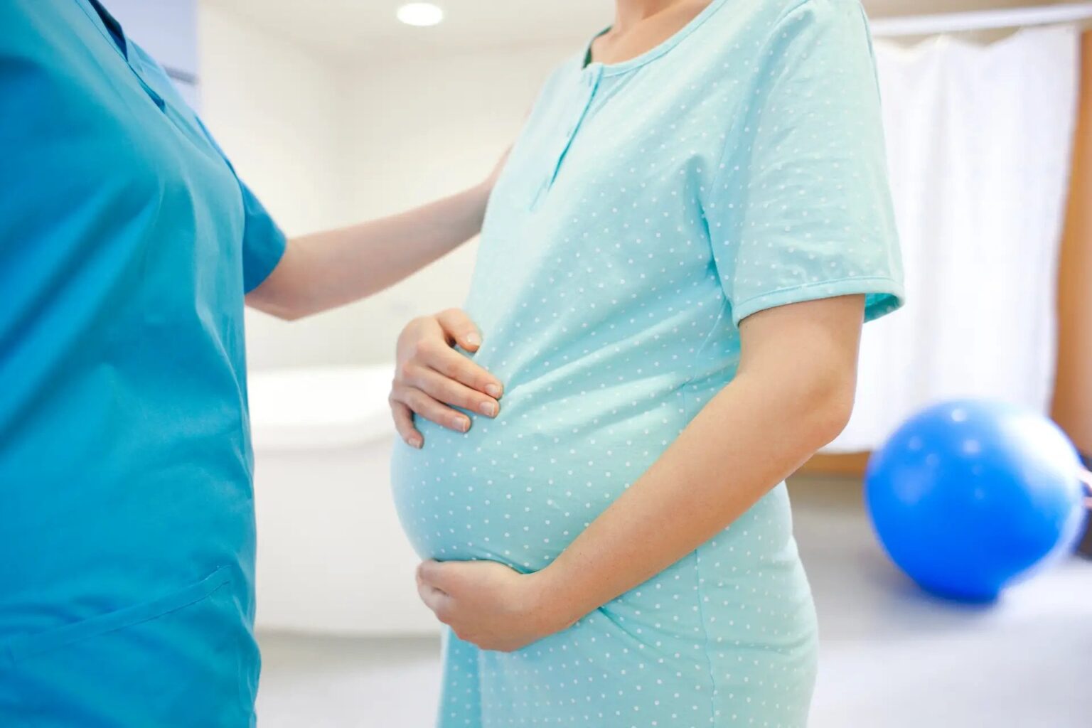 SNSの事務局長、週末に民間部門に派遣された妊婦がいたと認める