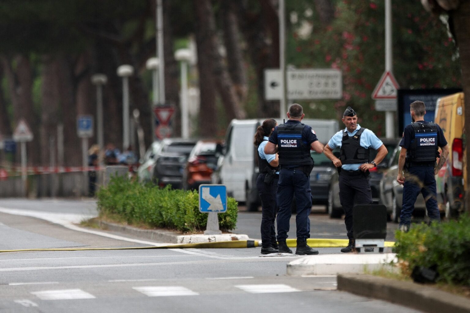 フランス、シナゴーグ外で爆発：容疑者はパレスチナ国旗を巻いていた