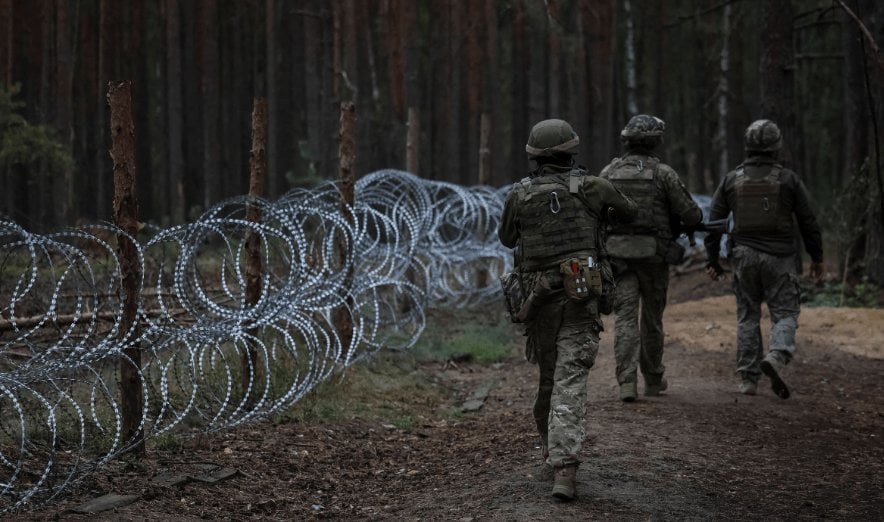 ウクライナ：ベラルーシが国境に軍隊を集結