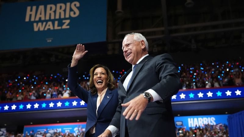 ハリス氏とウォルツ氏は選挙戦開始以来初の共同インタビューでCNNと独占インタビューを行う