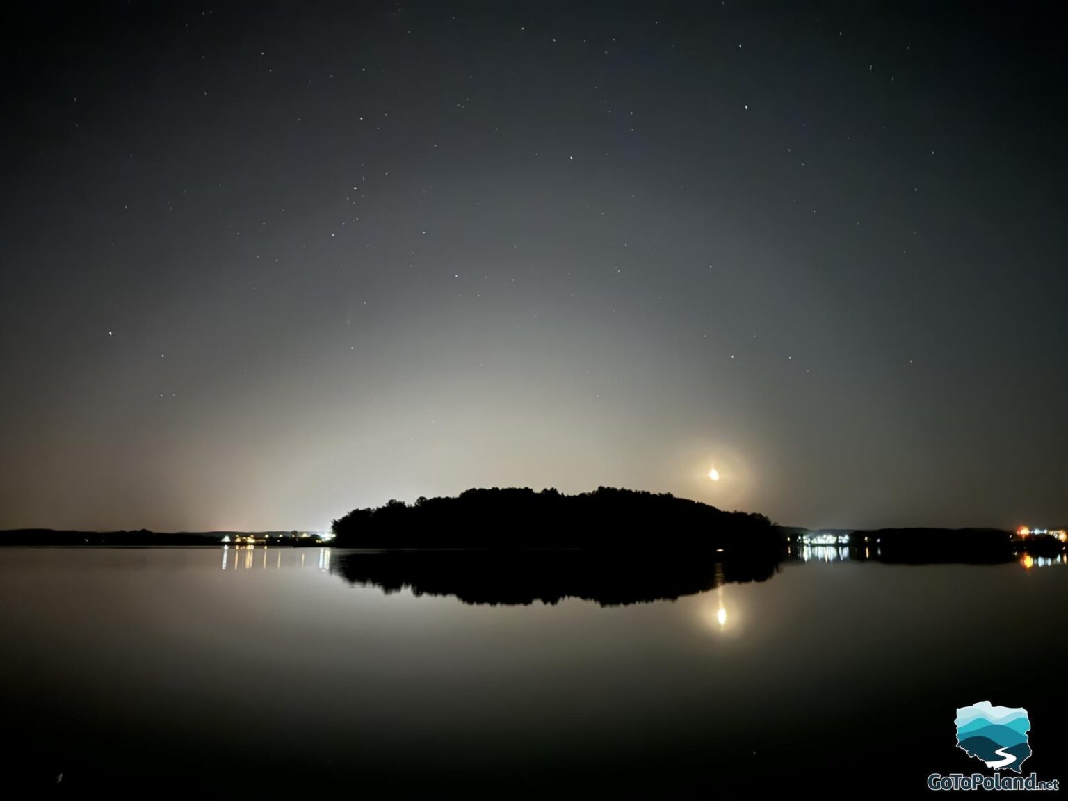 ワルミアでの昨夜。この景色が大好きです。フィルターなしの写真です。