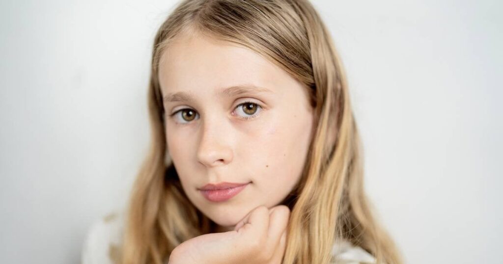 11歳のエヴァ君は、性別変更を許可された数少ないうちの1人だ。「お父さん、お母さん、それは段階ではありません。これが本当の私なのよ」