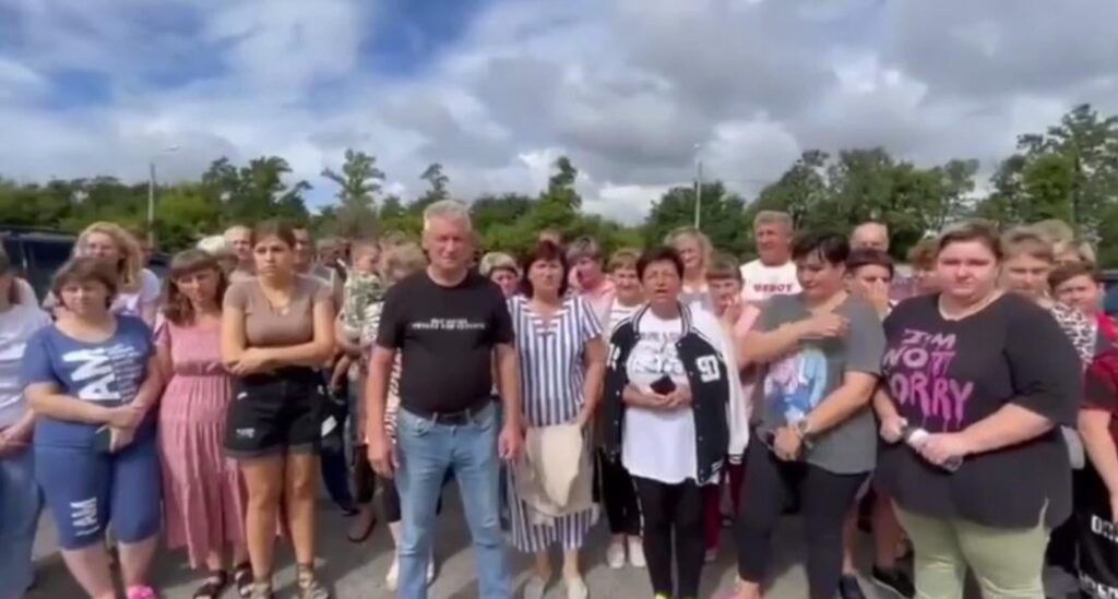 クルスク共和国の住民は困惑しているが、それは彼らの軍隊がウクライナで長年犯してきた残虐行為によるものではない。彼らはそれに反対の声を上げなかった。実際、彼らは子供や民間人に対する拷問、強姦、殺害に満足していた。それで、何が起こったのだろうか？