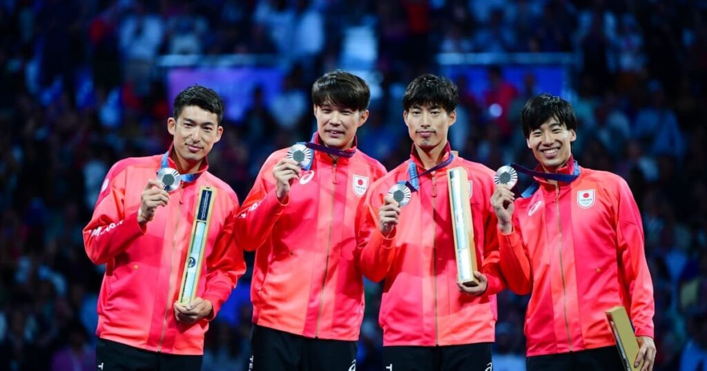 パリ五輪 8日目 フェンシング男子エペ団体「銀」 サッカー男子4強逃す