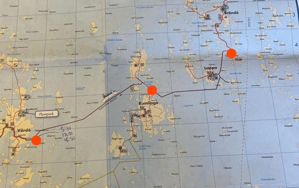 オーランド諸島のフェリー航路に関する質問