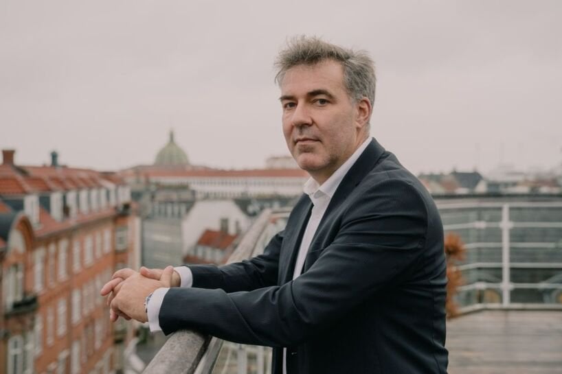 デンマークの権威ある大規模プロジェクトがまたも遅れた。 [Energiøen i Nordsøen] 早ければ2036年には完成する [og kan løbe op i mere end 200 milliarder kroner]