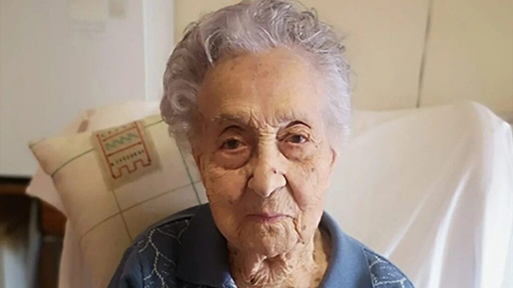 世界最高齢の１１７歳女性死去、新たな最高齢は日本人女性